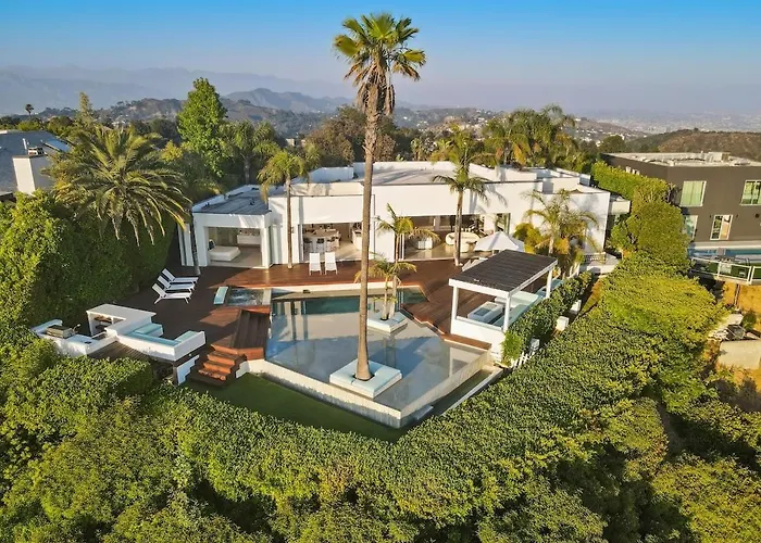 Crest Estate By Stay Awhile Villas