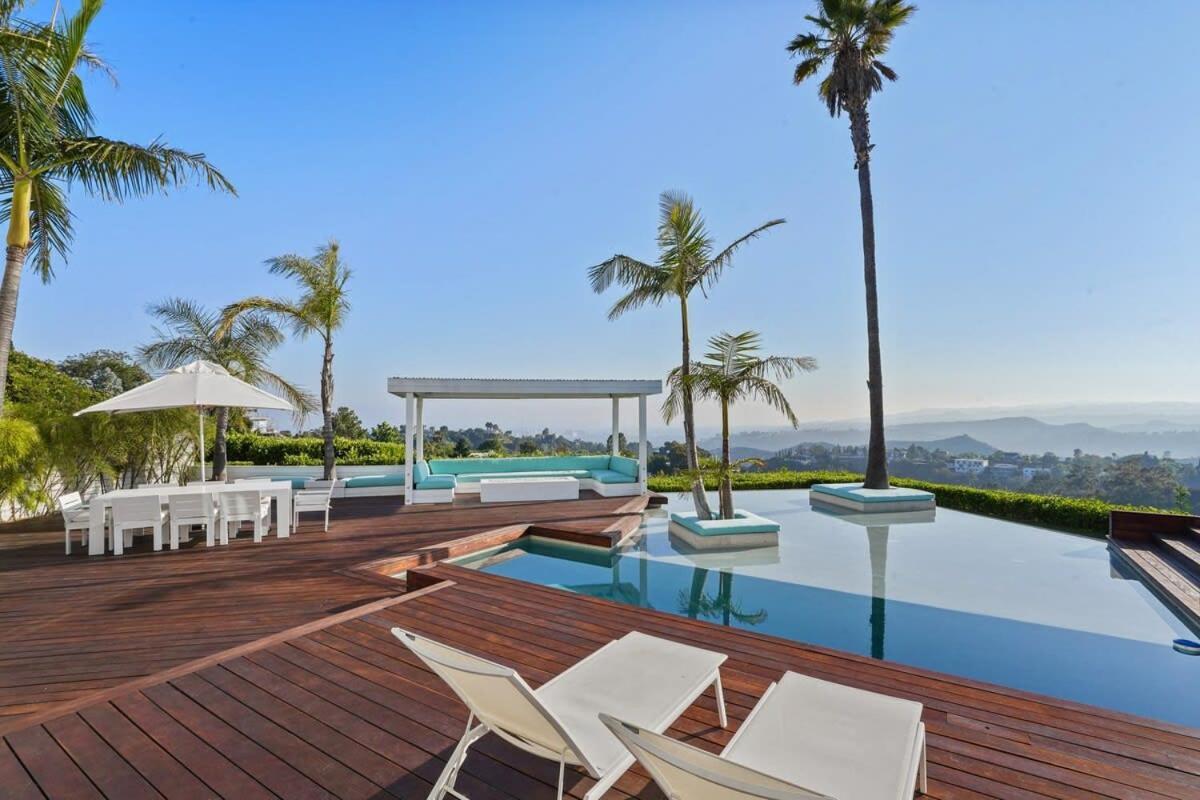 Сasa de vacaciones Crest Estate By Awhile *