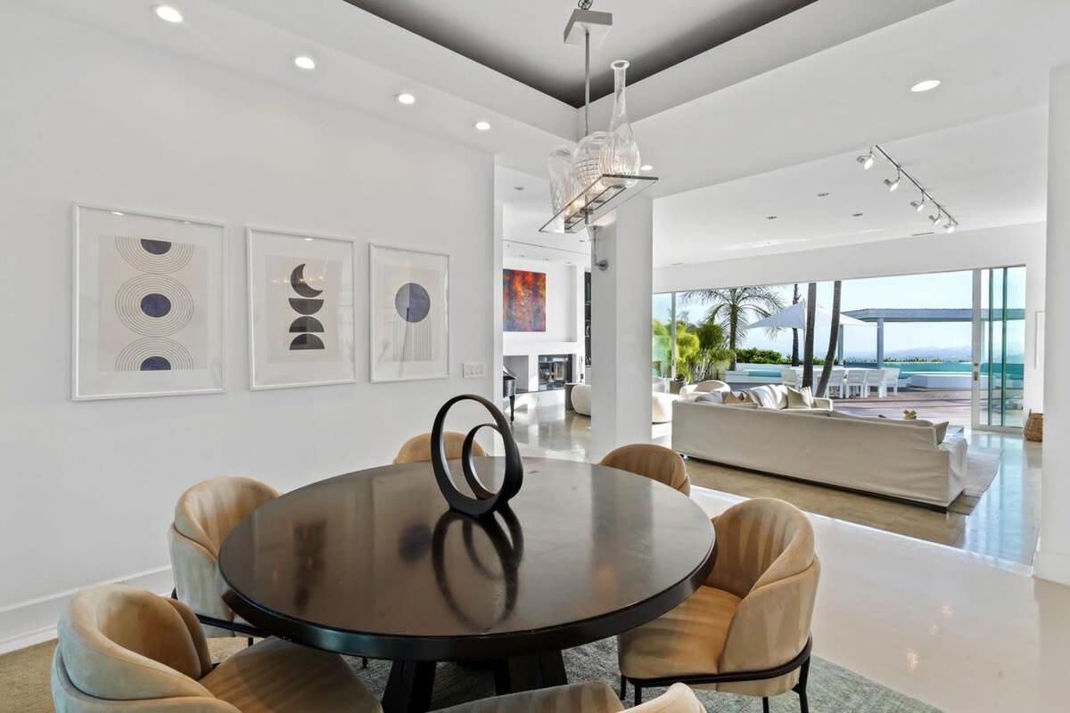 Crest Estate By Awhile *